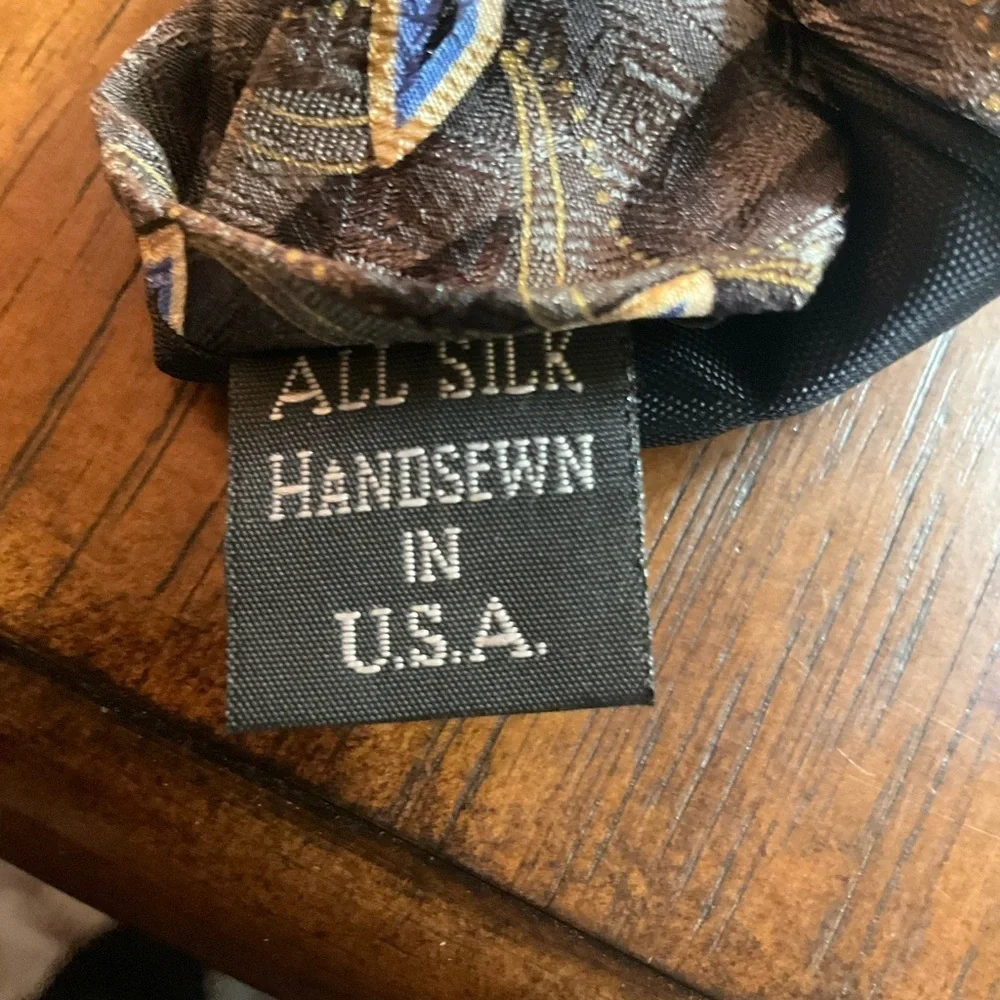 Jos.A.Bank Silk Tie - Picture 3 of 3